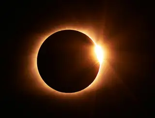 Especialistas falam sobre sinais bíblicos do eclipse solar