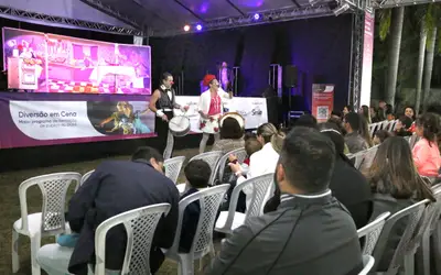 Espetáculo Uma surpresa para Benedita atrai centenas de pessoas em Barra Mansa